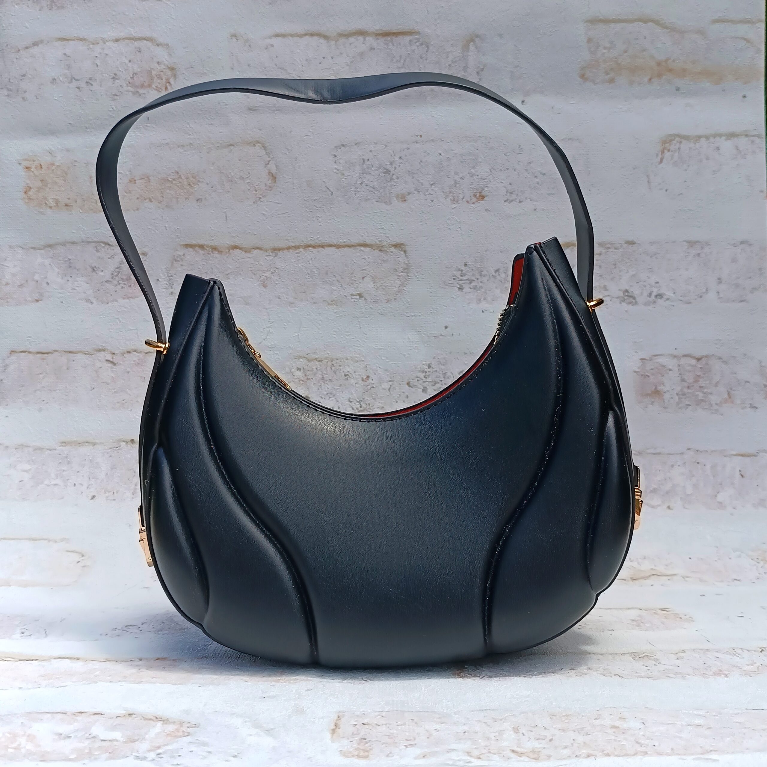 sac demi lune ile de la Réunion, petit sac noir la Réunion